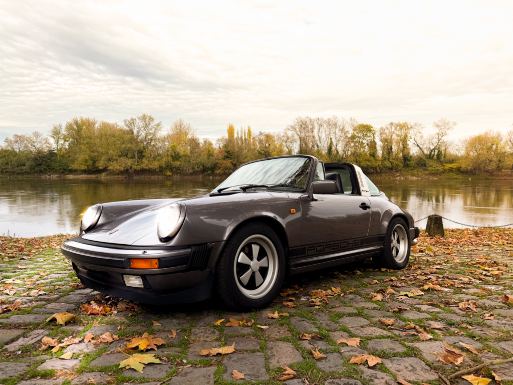 Porsche Targa au bord de la loire